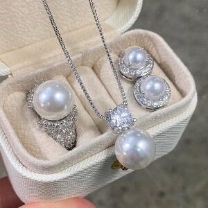 NIB Elegant Pearl & Cubic Zirconia 3-Pc Jewelry Set with Travel Case